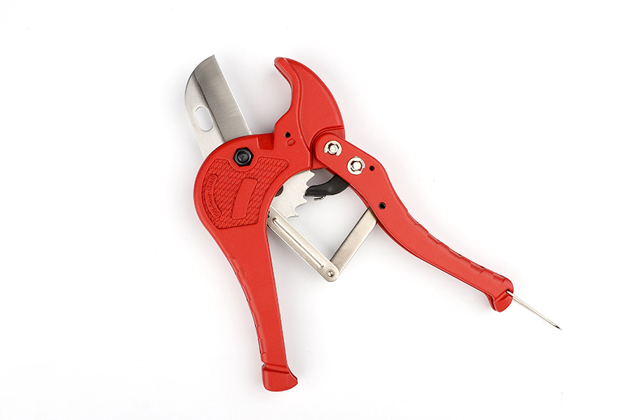 Ratchet Pipe Cutter1